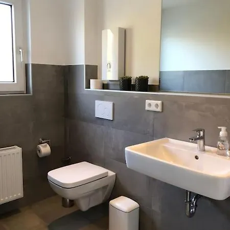 Designer-apartment Near Duesseldorf+cologne ניאוס