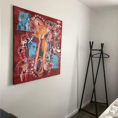 Designer-apartment Near Duesseldorf+cologne דירה *