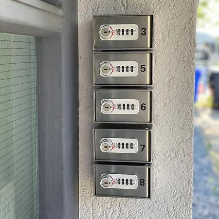 Designer-apartment Near Duesseldorf+cologne דירה ניאוס