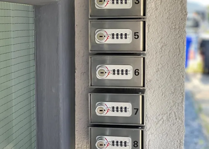 Designer-apartment Near Duesseldorf+cologne Apartment Neuss